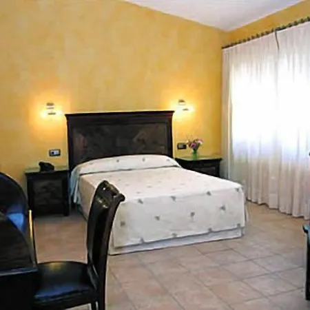 Hotel L'agora 3*